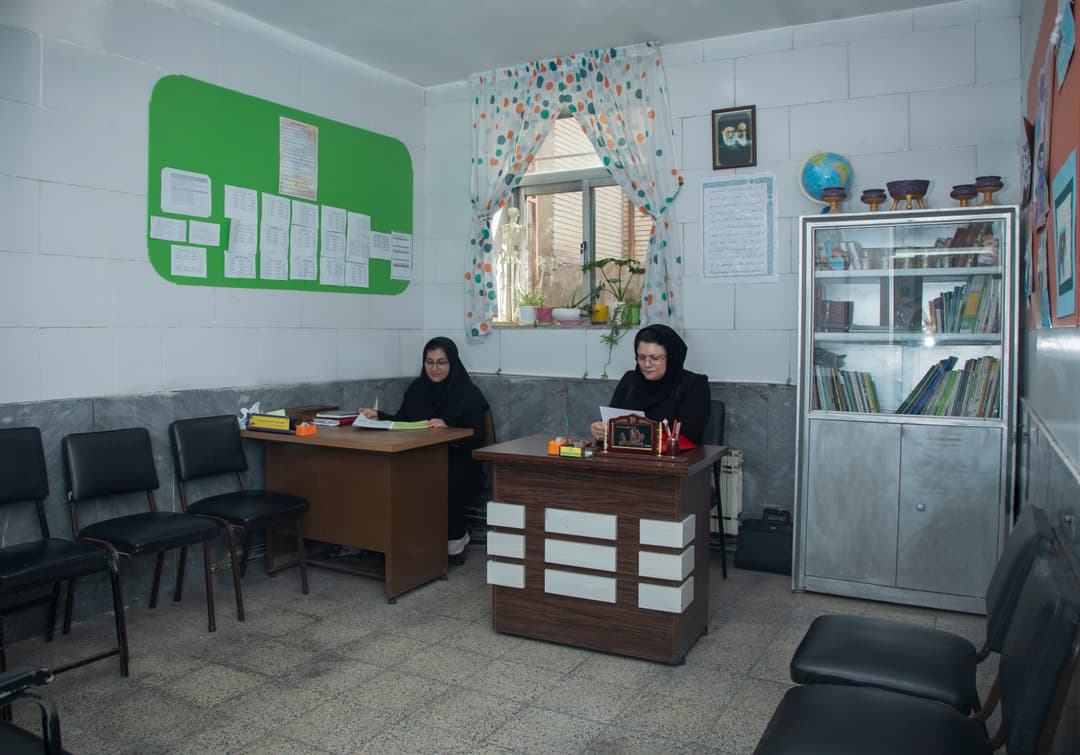 دبستان غیردولتی پسرانه گلها